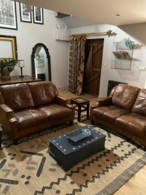 Гостиница Holly Cottage  Хинсток